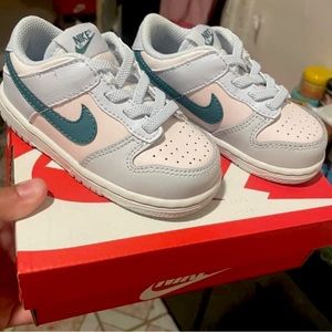 7c Nike dunks